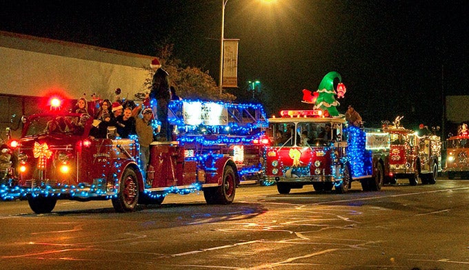 Madera-Tractor-Parade_courtesyNancyRobbins_680 The holiday tractor parade in Madera, California. Photo by Nancy Robbins courtesy of Yosemite Sierra