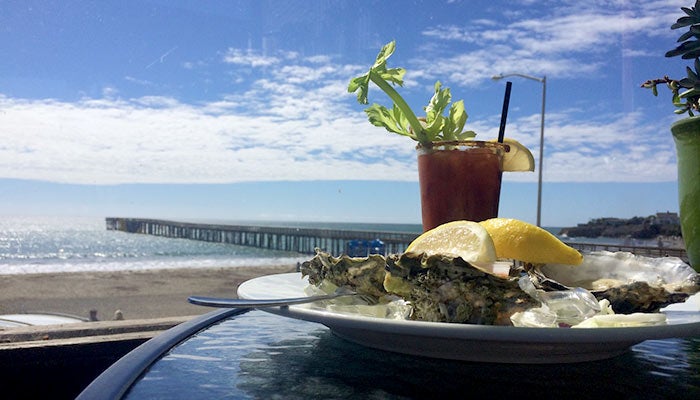 Cayucos-dining_CAHwy1_700 Oceanfront dining in Cayucos
