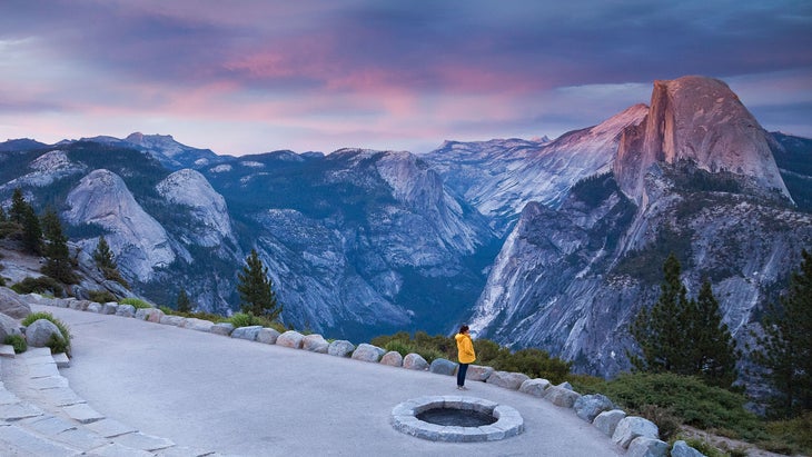 Yosemite sunset from Glacier Point's ampitheater