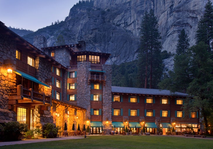 Ahwahnee Hotel in Yosemite National Park