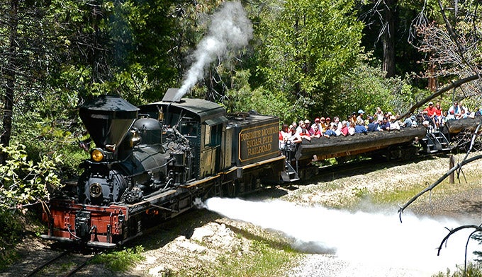 Yosemite Sugar Pine Railroad 10 Curve
